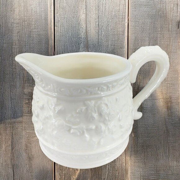 Royal Albert Old Country Roses Buffet Pitcher Creamer Porcelain 2004 Textured - Picture 1 of 13